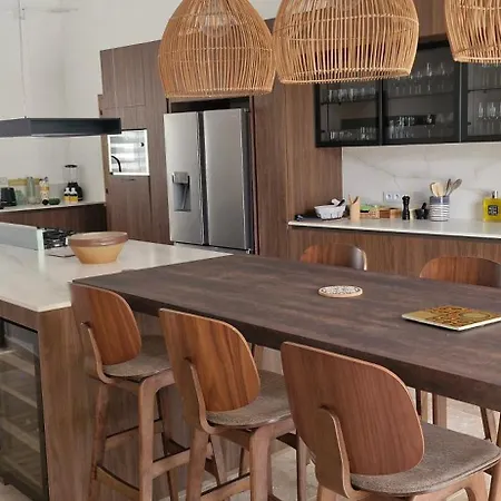 Loue Vigneronne De Charme Récemment Rénovée 14 Couchages Villa